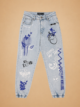 Cargar imagen en el visor de la galería, Jogger denim print grafitti
