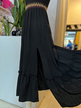Cargar imagen en el visor de la galería, Vestido negro halter
