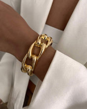 Cargar imagen en el visor de la galería, Pulsera eslabones dorado
