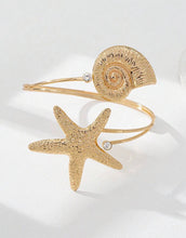 Cargar imagen en el visor de la galería, Brazalete dorado para brazo
