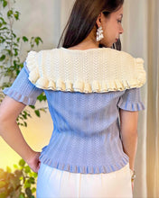 Cargar imagen en el visor de la galería, Blusa azul Maxi cuello
