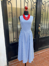 Cargar imagen en el visor de la galería, Vestido líneas azul &amp; blanco
