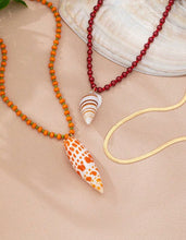 Cargar imagen en el visor de la galería, Set collares caracoles
