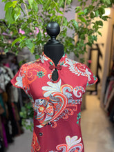 Cargar imagen en el visor de la galería, Vestido mini rojo estampado
