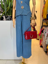 Cargar imagen en el visor de la galería, Set chaleco &amp; pantalón denim
