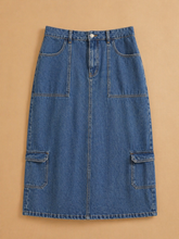 Cargar imagen en el visor de la galería, Falda midi denim cargo

