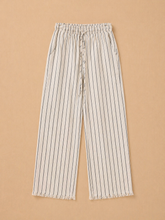 Cargar imagen en el visor de la galería, Pantalón beige lineas negras
