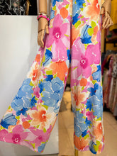 Cargar imagen en el visor de la galería, Palazzo estampado floral colores
