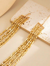 Cargar imagen en el visor de la galería, Collar capaz dorado
