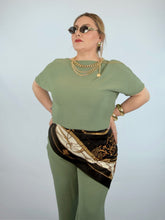 Cargar imagen en el visor de la galería, Set blusa &amp; pantalón pistache
