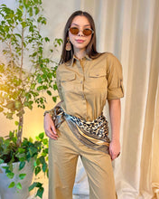 Cargar imagen en el visor de la galería, Set camisa &amp; pantalón camel

