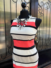 Cargar imagen en el visor de la galería, Vestido midi rayas
