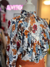Cargar imagen en el visor de la galería, Blusa estampado floral

