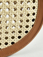 Cargar imagen en el visor de la galería, Bolso círculo bejuco
