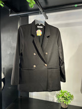 Cargar imagen en el visor de la galería, Blazer negro cruzado
