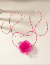 Cargar imagen en el visor de la galería, Choker flor organza rosa

