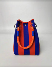 Cargar imagen en el visor de la galería, Bolso rayas azul con naranja
