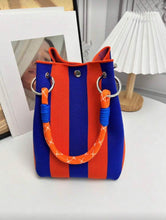 Cargar imagen en el visor de la galería, Bolso rayas azul con naranja
