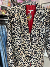 Cargar imagen en el visor de la galería, Blazer leopardo con cristales
