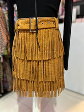Cargar imagen en el visor de la galería, Falda gamuza flecos café
