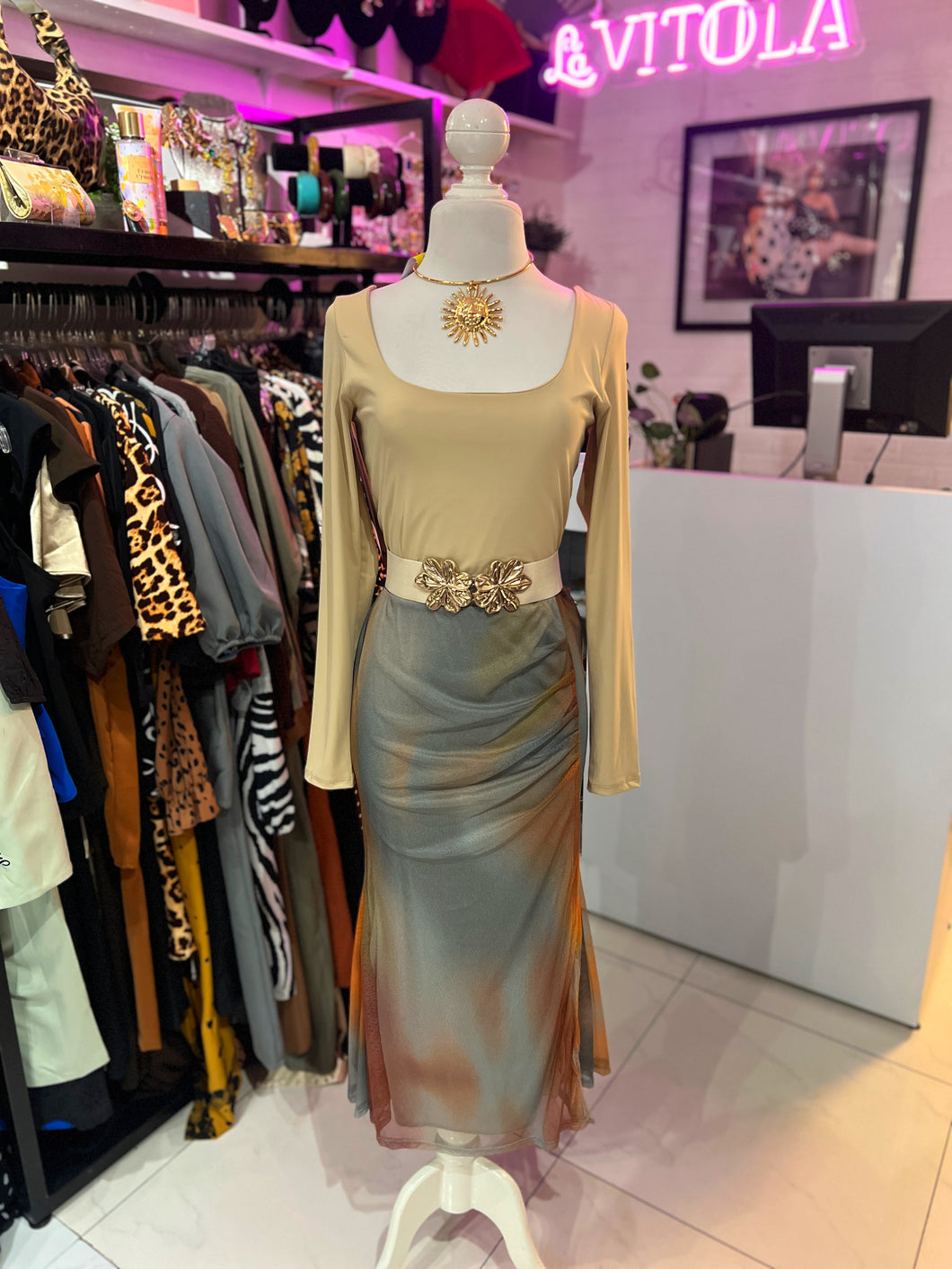 Falda mesh gris deslavado