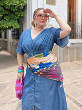 Cargar imagen en el visor de la galería, Vestido midi denim ligero
