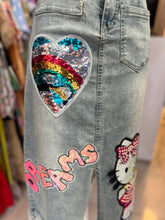 Cargar imagen en el visor de la galería, Falda denim con parches lentejuela
