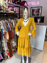 Cargar imagen en el visor de la galería, Vestido campesino mostaza
