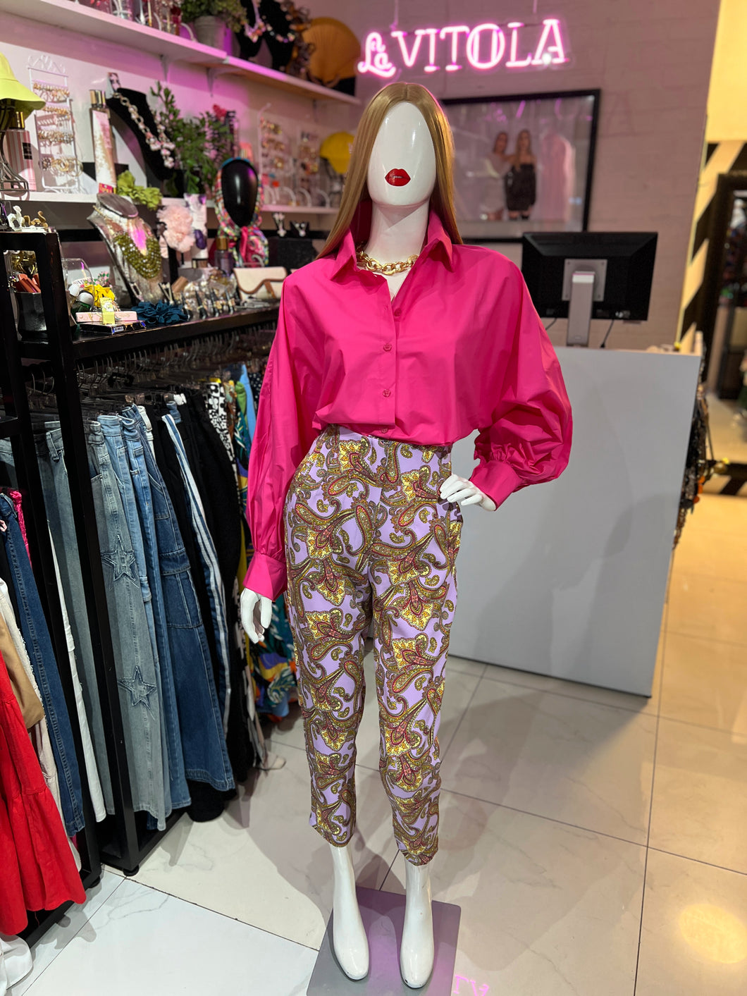 Pantalon estampado tipo Zara