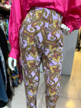 Cargar imagen en el visor de la galería, Pantalon estampado tipo Zara
