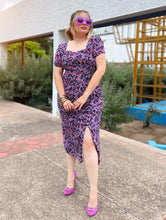 Cargar imagen en el visor de la galería, Vestido floral escote en espalda
