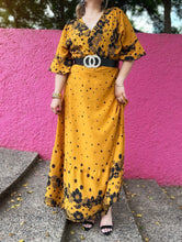 Cargar imagen en el visor de la galería, Maxi vestido mostaza con negro
