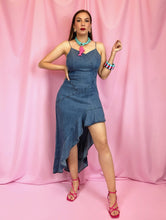 Cargar imagen en el visor de la galería, Vestido denim asimétrico
