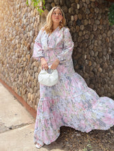 Cargar imagen en el visor de la galería, Maxi vestido floral pastel
