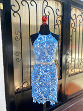 Cargar imagen en el visor de la galería, Vestido encaje azul
