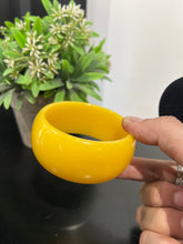 Cargar imagen en el visor de la galería, Pulsera chunky amarilla

