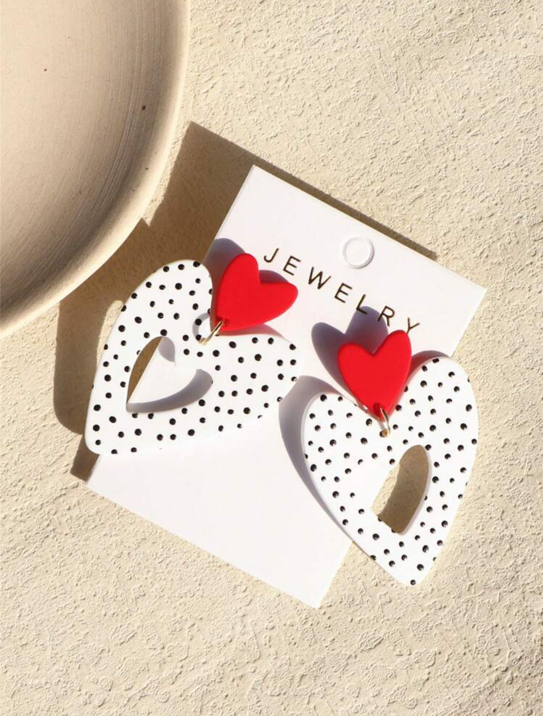 Aretes corazon acrilico