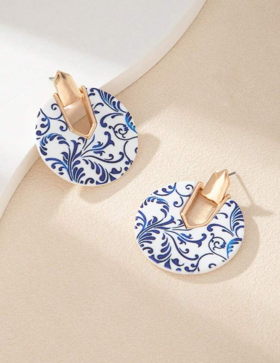 aretes blanco & azul