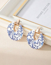 Cargar imagen en el visor de la galería, aretes blanco &amp; azul
