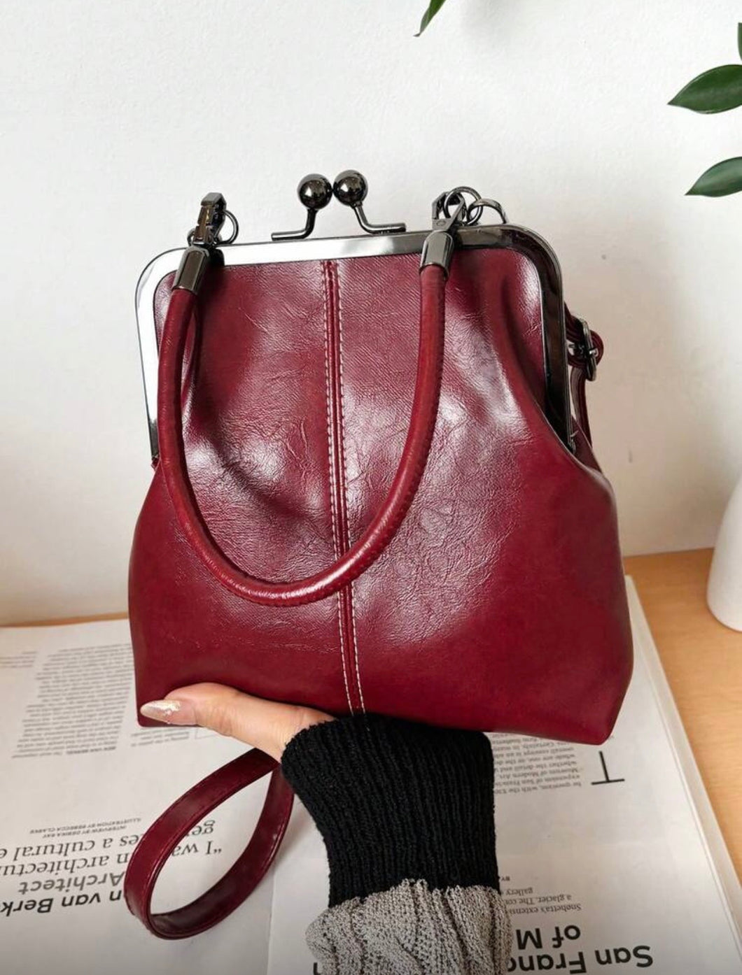 Bolso rojo efecto piel