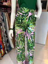 Cargar imagen en el visor de la galería, Pantalón rosa tropical
