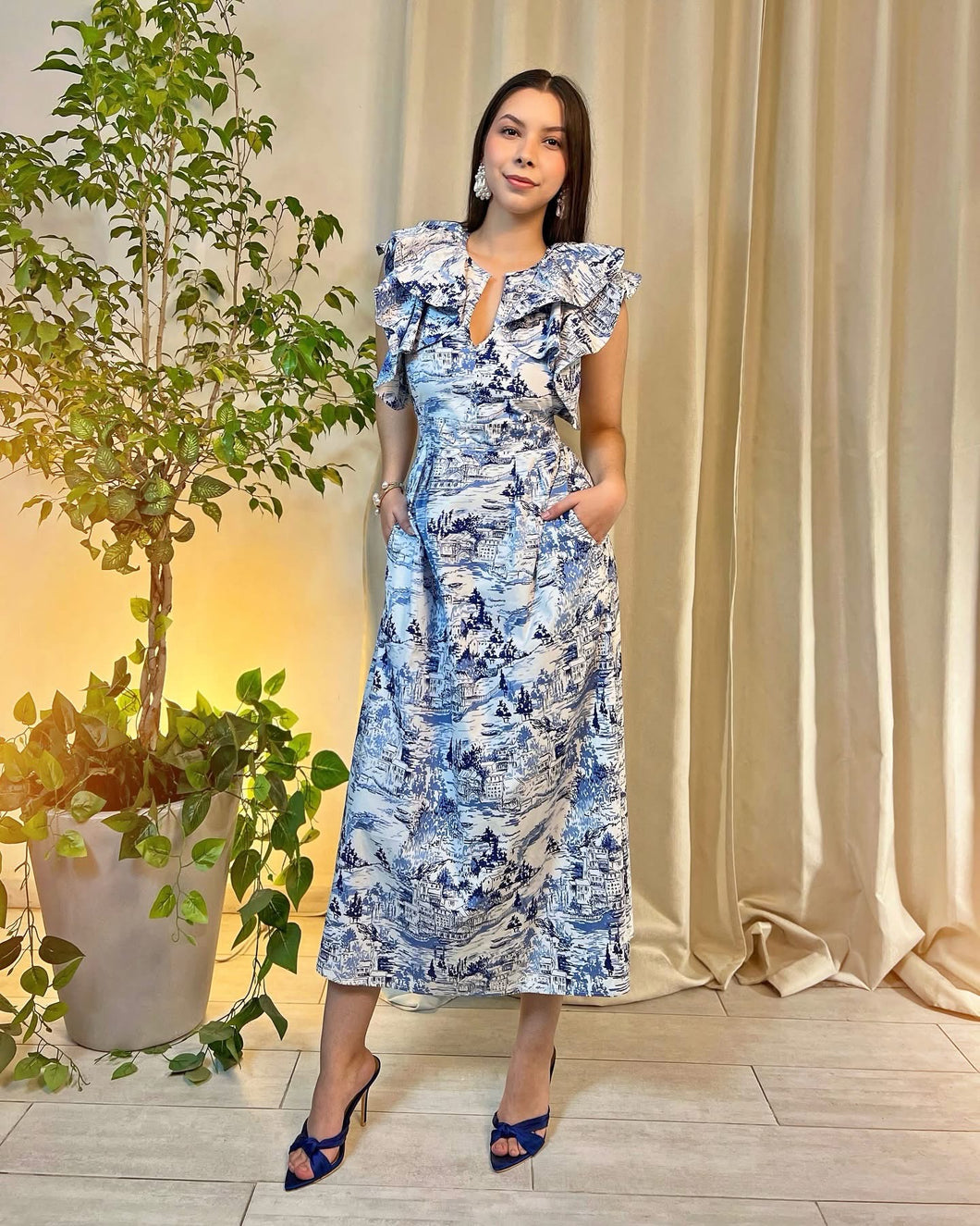 Vestido estampado mangas olanes
