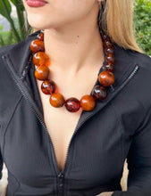 Cargar imagen en el visor de la galería, Collar maxi perlas ambar
