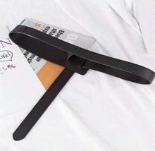 Cargar imagen en el visor de la galería, Cinturón efecto piel negro
