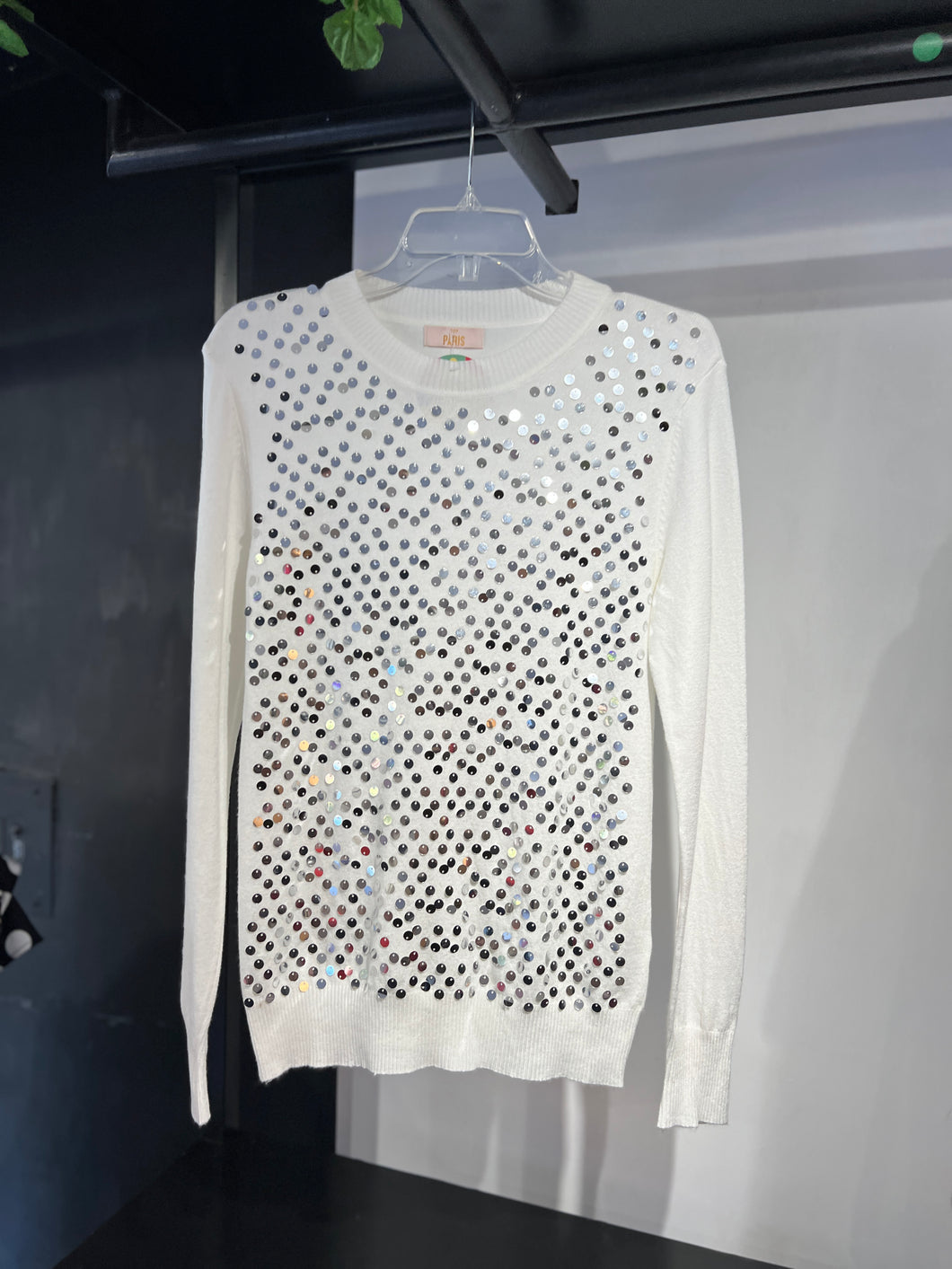 Blusa blanca con lentejuela