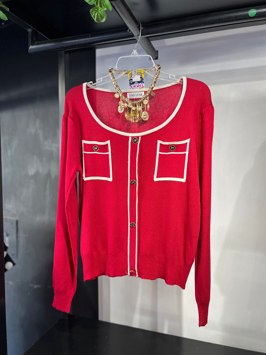 Blusa hilo rojo con blanco