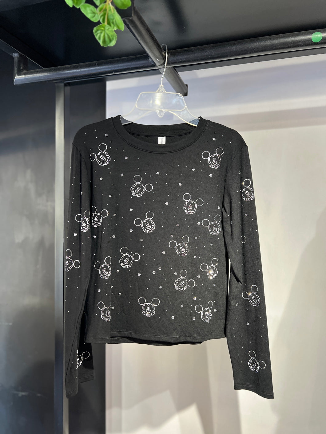 Blusa negra cristales mickey