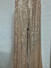 Cargar imagen en el visor de la galería, Pantalón lentejuela beige
