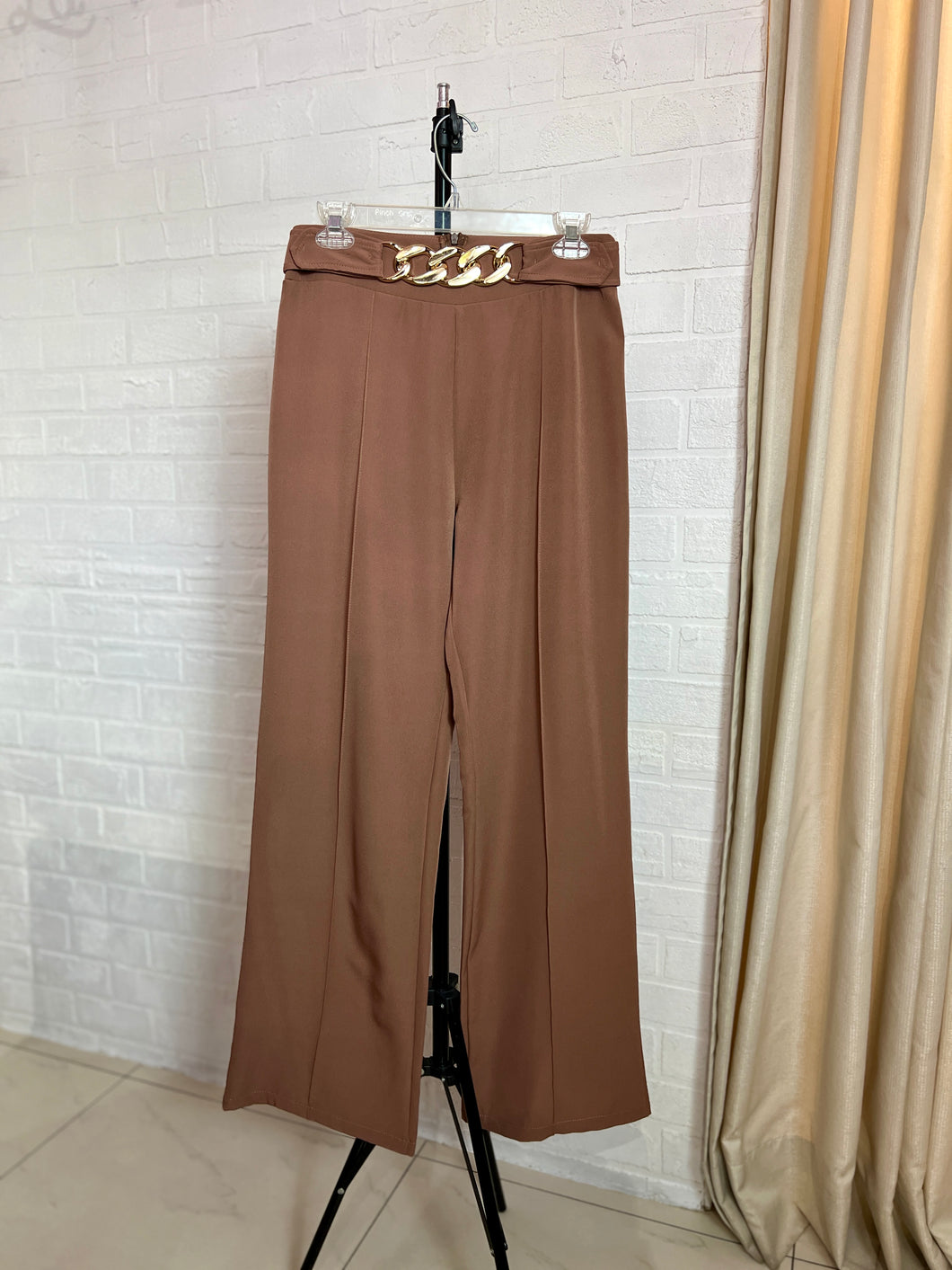 Pantalón vestir cadena