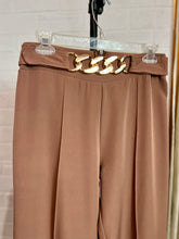 Cargar imagen en el visor de la galería, Pantalón vestir cadena
